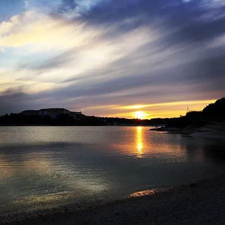 Apartman Zorica * بولا